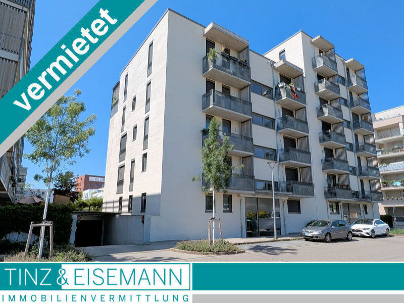 Moderne 3 ZKB Wohnung mit zwei Loggien und Tiefgaragenstellplatz