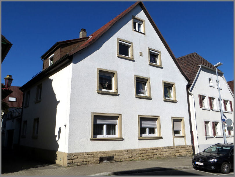 Verkauf eines Dreifamilienhauses in Bruchsal-Heidelsheim